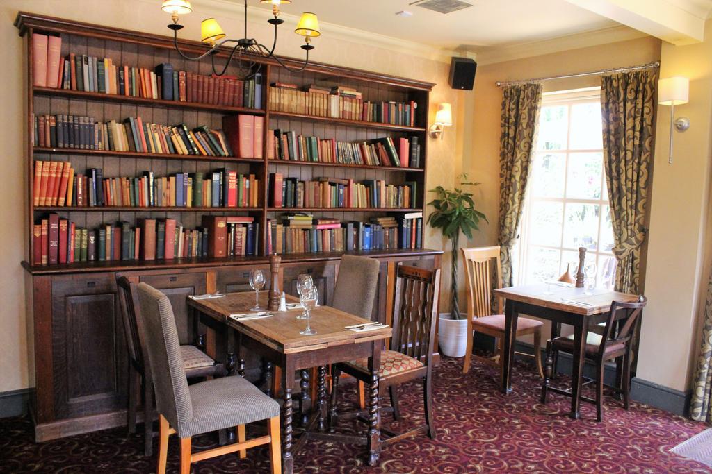 Plas Derwen Hotel Abergavenny Ngoại thất bức ảnh