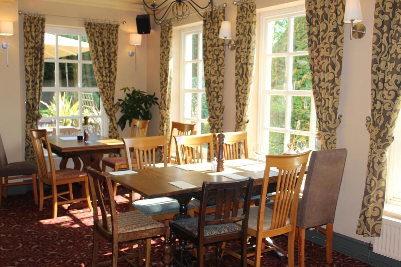 Plas Derwen Hotel Abergavenny Ngoại thất bức ảnh
