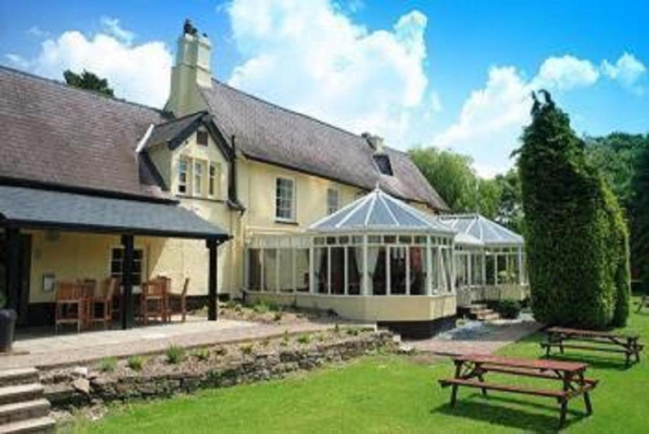 Plas Derwen Hotel Abergavenny Ngoại thất bức ảnh