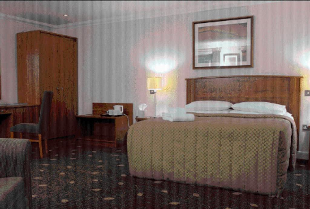 Plas Derwen Hotel Abergavenny Ngoại thất bức ảnh